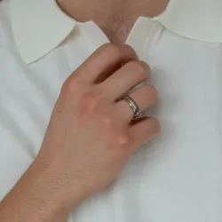 Ring in titanium en zilver