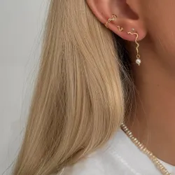 Nava Peony parel oorbellen in verguld sterlingzilver