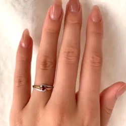 rode ring in 9 karaat goud met rodium