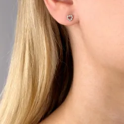 hart diamant oorbellen in 14 karaat witgoud met diamant 