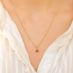 klein robijn hanger in verguld sterlingzilver - Loom Stones