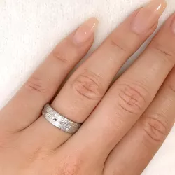gezandstraald zirkoon ring in gerodineerd zilver