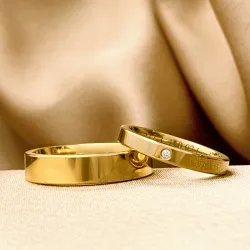 5 en 3 mm diamant trouwringen in 9 karaat goud - set