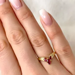 V robijn diamant ring in 9 karaat goud 0,01 ct 0,54 ct