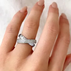Elegant abstract witte zirkoon ring in zilver