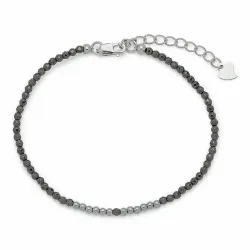armband met hematite en hematite.
