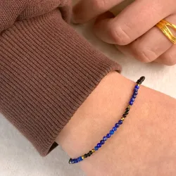 zwart armband met onyx en lapis lazuli en 6 hematite - Loom Stones