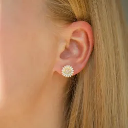 10 - 11 mm margriet oorbellen in verguld zilver - Matilda