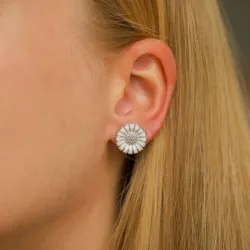 15 mm margriet oorbellen in gerodineerd zilver - Marie