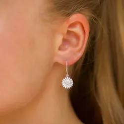 11 mm margriet oorbellen in zilver - Matilda