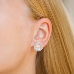 14,5 mm margriet paarse oorsteker in verguld zilver - Matilda