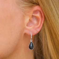 druppel zwarte onyx oorbellen in verzilverd messing - Loom Stones