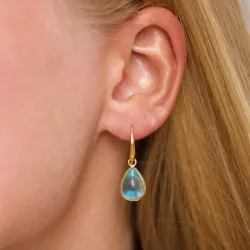 druppel blauwe kristal oorbellen in verguld messing - Loom Stones