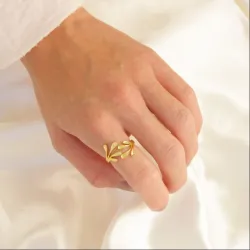 blad ring in verguld messing - Eliné