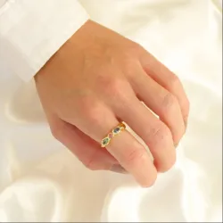 veelkleurig kristal ring in verguld messing - Eliné