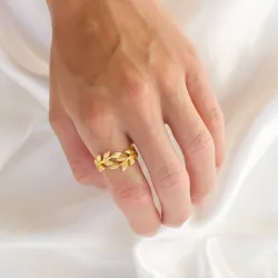 blad ring in verguld messing