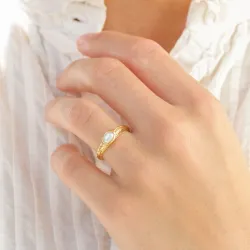 synthetische parel ring in verguld messing - Eliné