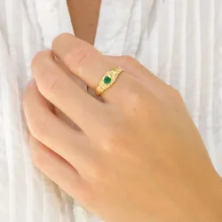 groen kristal ring in verguld messing - Eliné