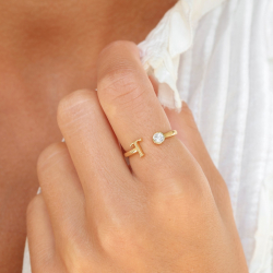 letter t zirkoon ring in verguld messing
