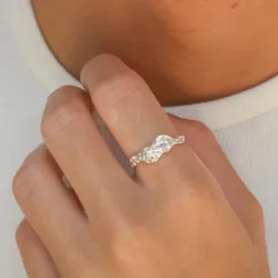 pink zirkoon ring in zilver - Lumé Etched