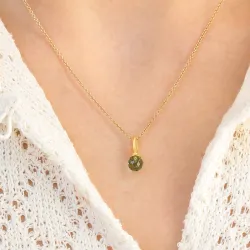 Julie Sandlau Berry Small groen hanger in verguld sterlingzilver groen kristal